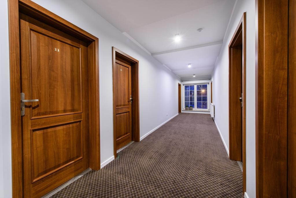 Hotel Nowy Dwor Trzebnica Eksteriør billede