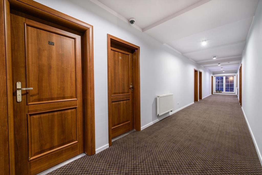 Hotel Nowy Dwor Trzebnica Eksteriør billede