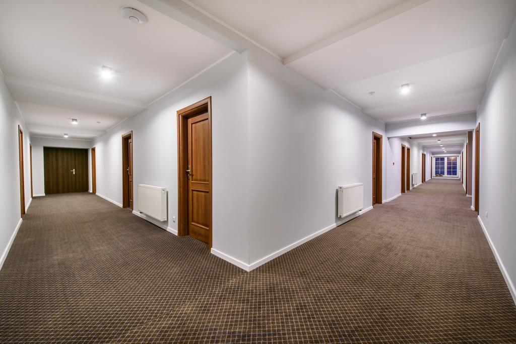 Hotel Nowy Dwor Trzebnica Eksteriør billede