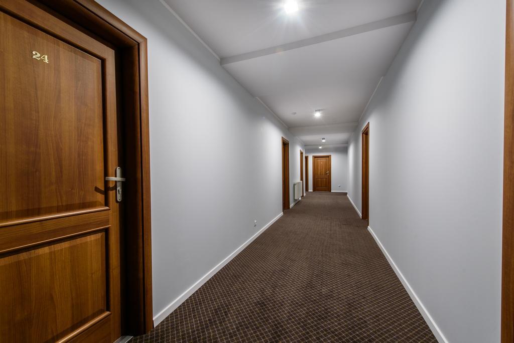 Hotel Nowy Dwor Trzebnica Eksteriør billede