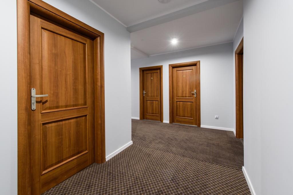 Hotel Nowy Dwor Trzebnica Eksteriør billede