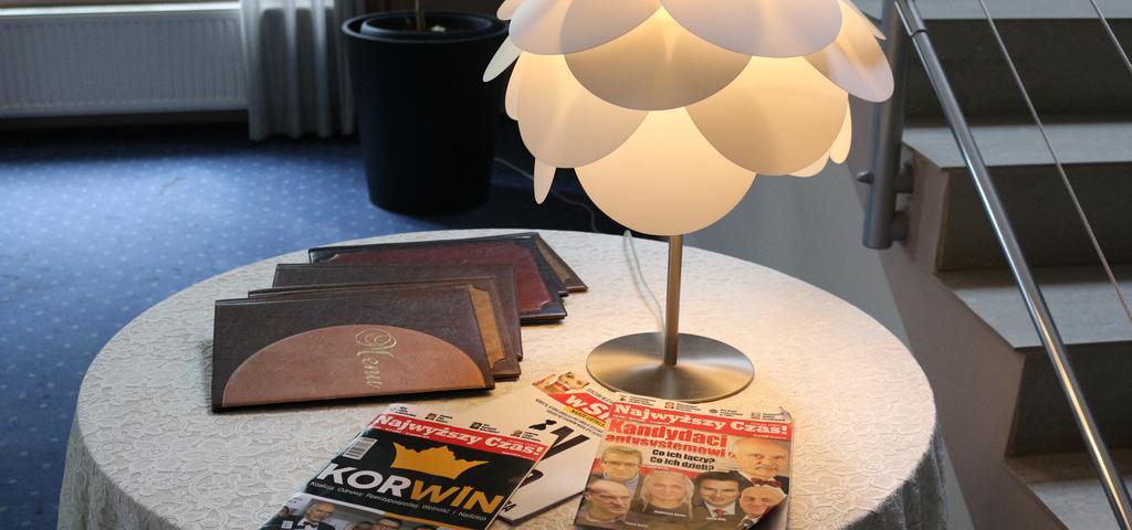 Hotel Nowy Dwor Trzebnica Eksteriør billede